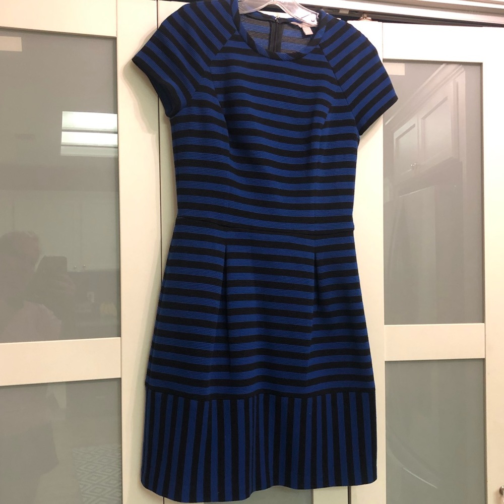 Banana Republic black and blue knit dress. 6.